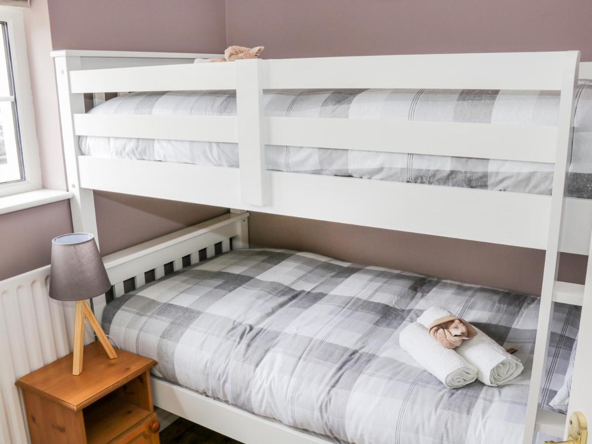 Hawthorn Hideaway Villa Manorhamilton Екстериор снимка